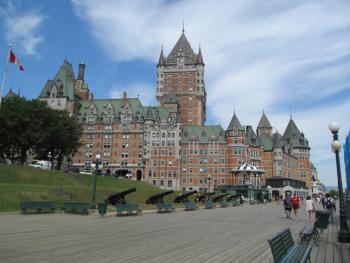 The castle-like hotel Fairmont Le Château Frontenac in the Upper Town.